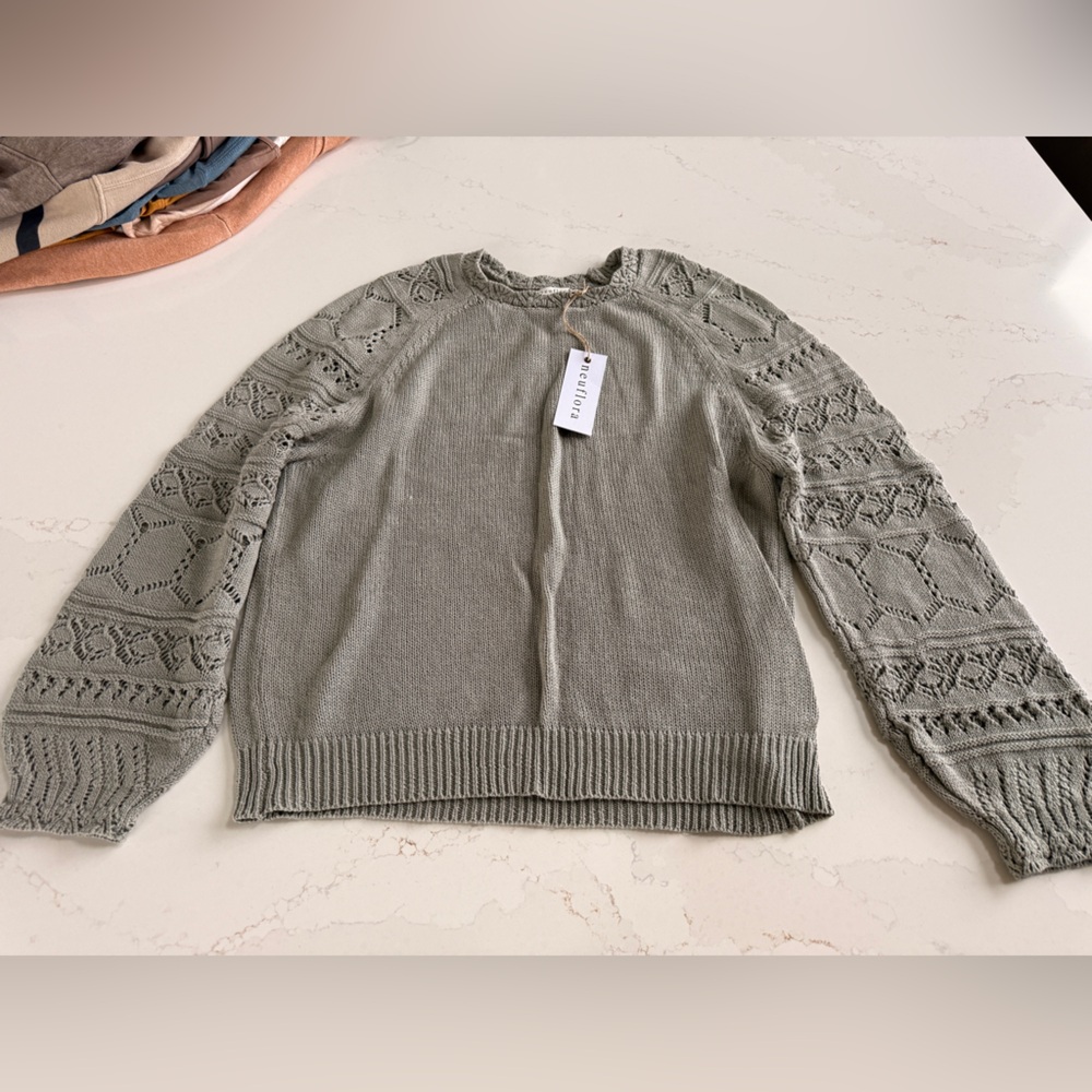 Neuflora Open-Stitch Sleeve Crewneck Sweater — Green Gray